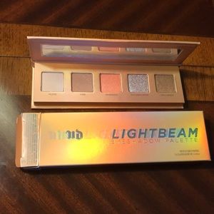 Urban Decay Lightbeam eyeshadow palette